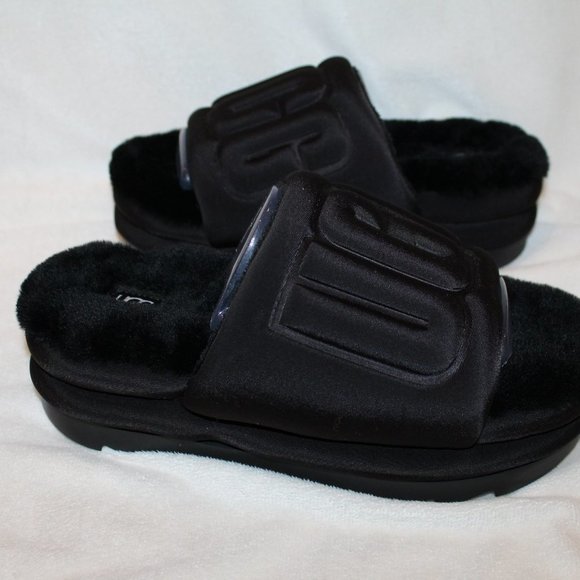 NIB UGG LOGO WOMEN'S GRAPHIC LOGO SLIDE SLIPPERS SANDALS BLACK - Picture 4 of 7